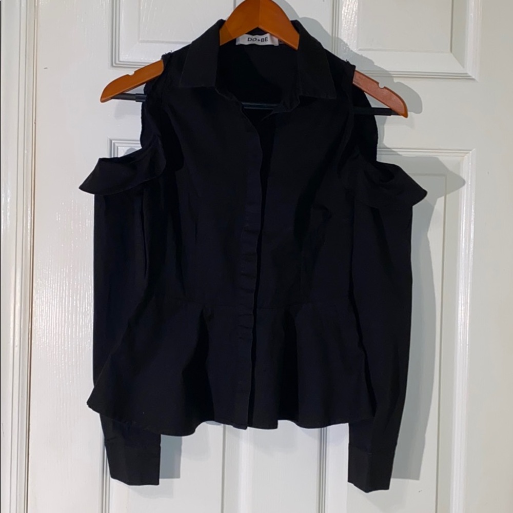 DO+BE shirt.